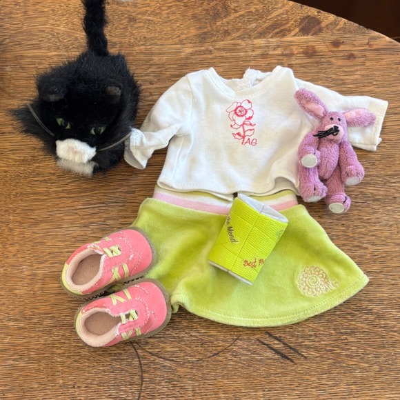 American Girl Doll | Accessories Lot | Licorice, Baxter, Arm Cast, Shoes, Outfit - Picture 1 of 16